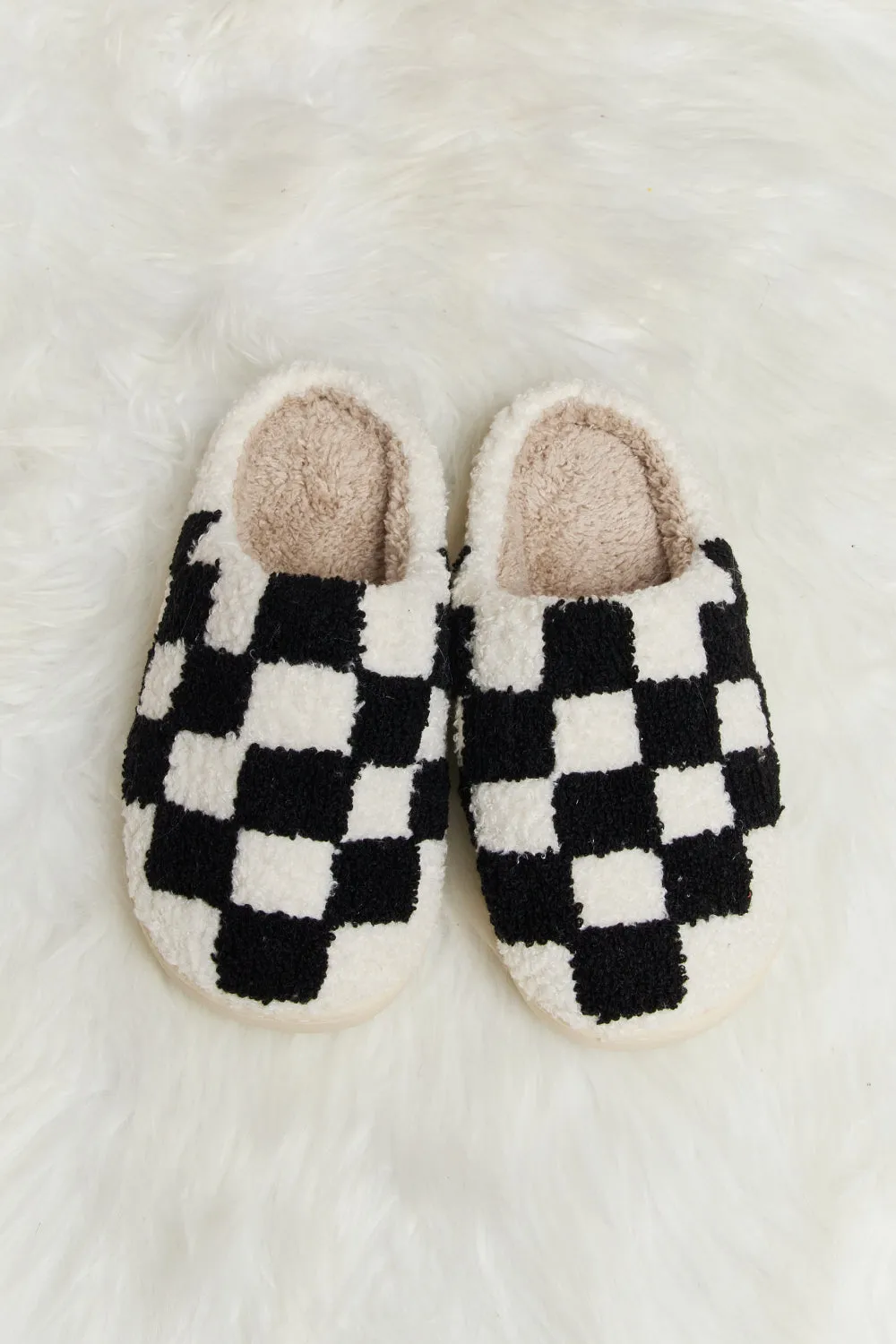 *APP EXCLUSIVE* Checkered Print Plush Slide Slippers