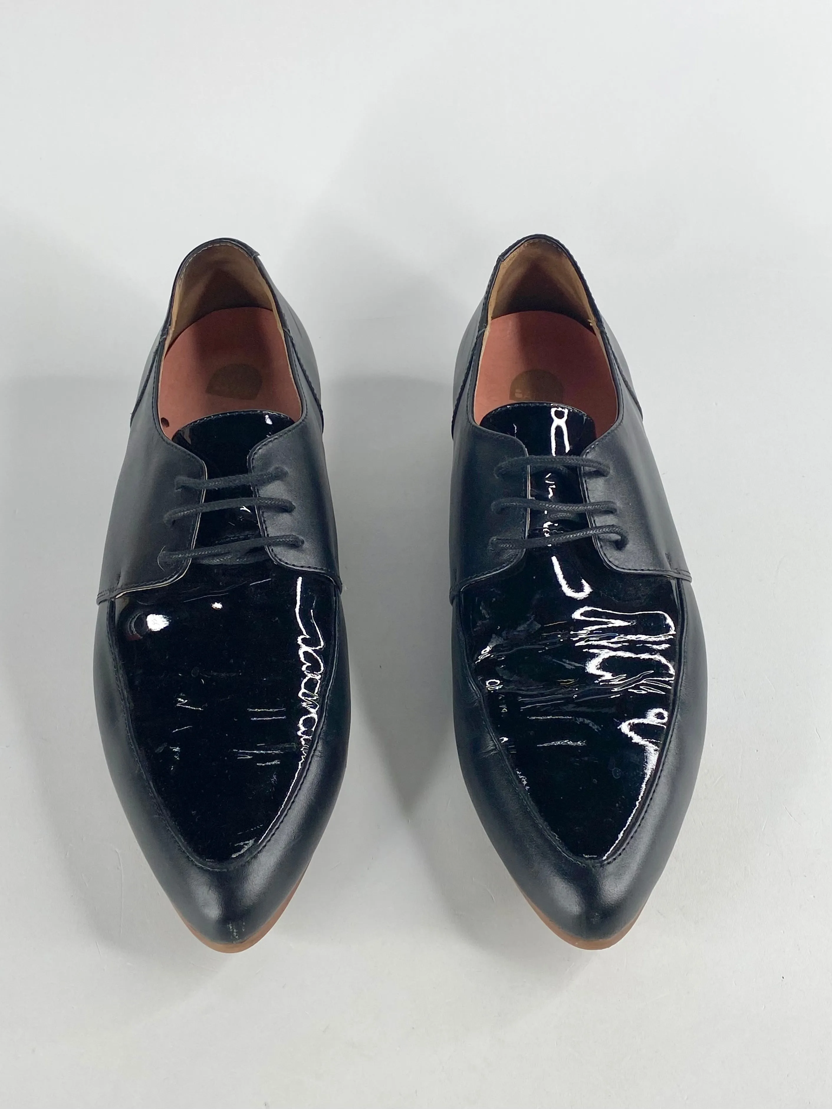 Bared Leather & Patent Leather Contrast Derby Shoes - EU40