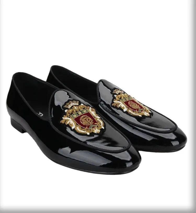 Black Velvet and Patent Leather Embroidery Crest Loafers