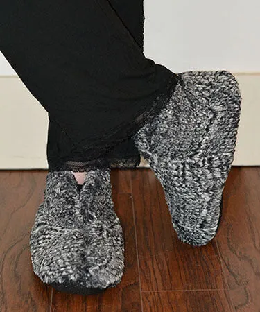 Bootie Slipper - Cuddly Faux Fur in Black (SOLD OUT)