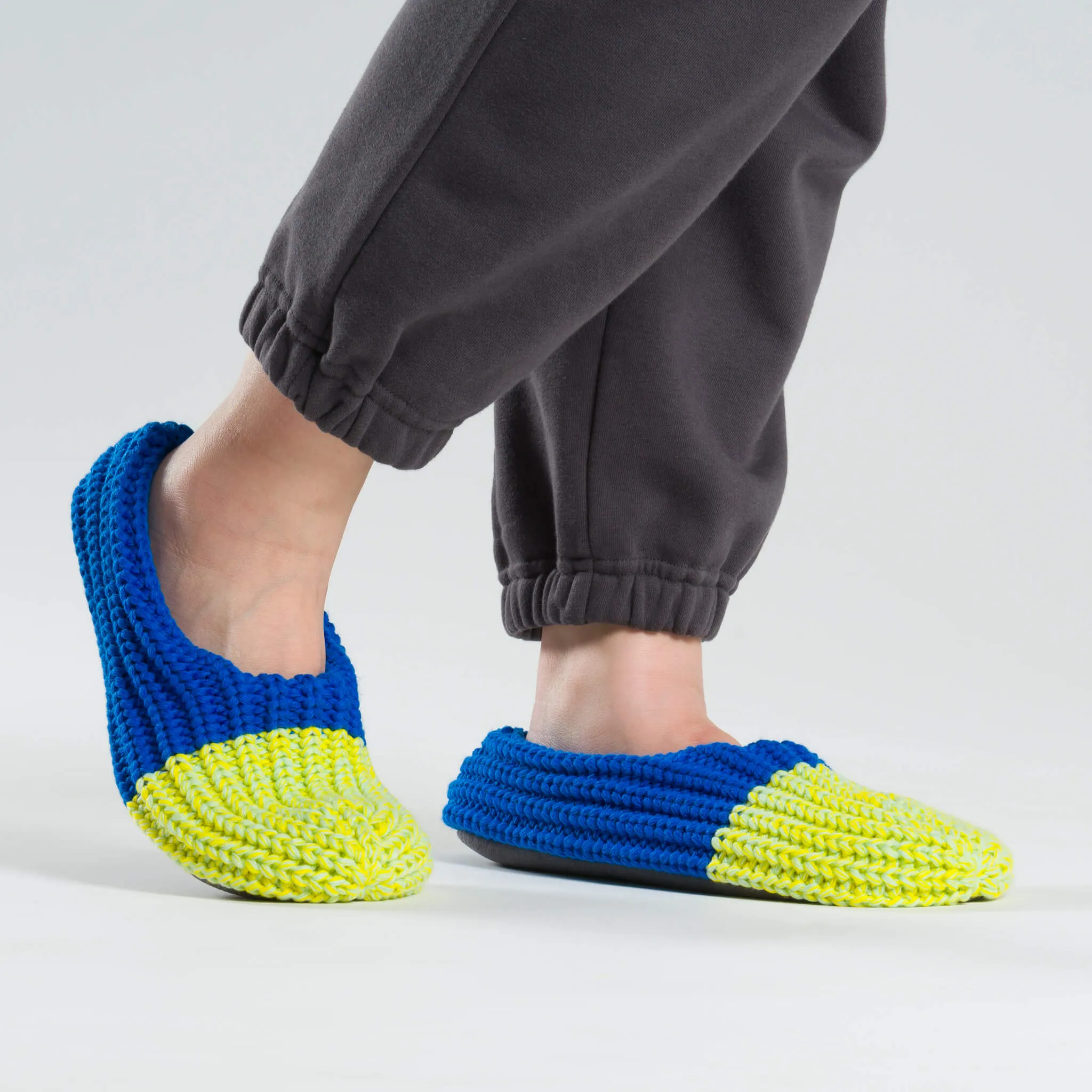 Colorblock Knit Slippers