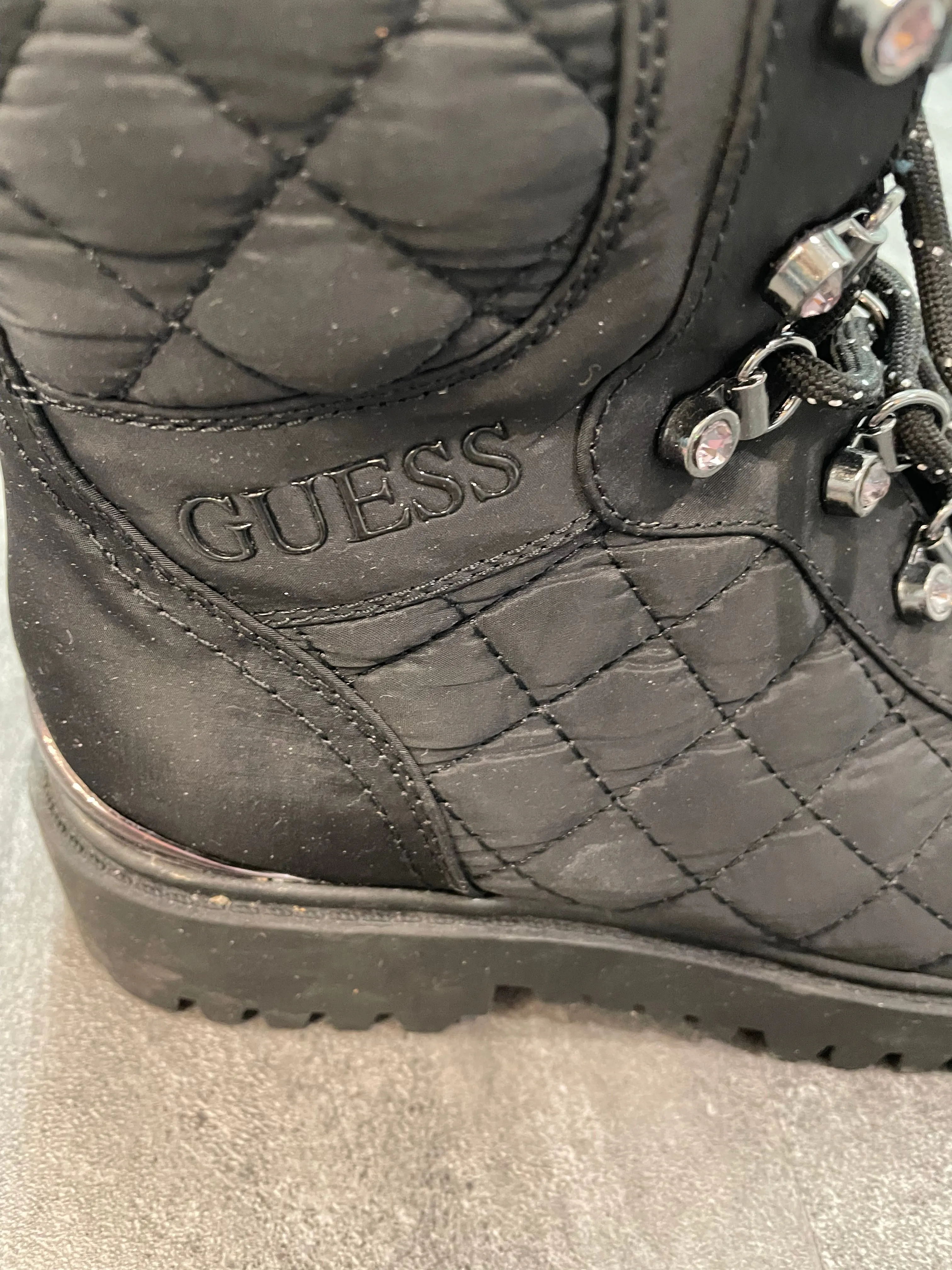 Guess Quilted Boots (7.5M)