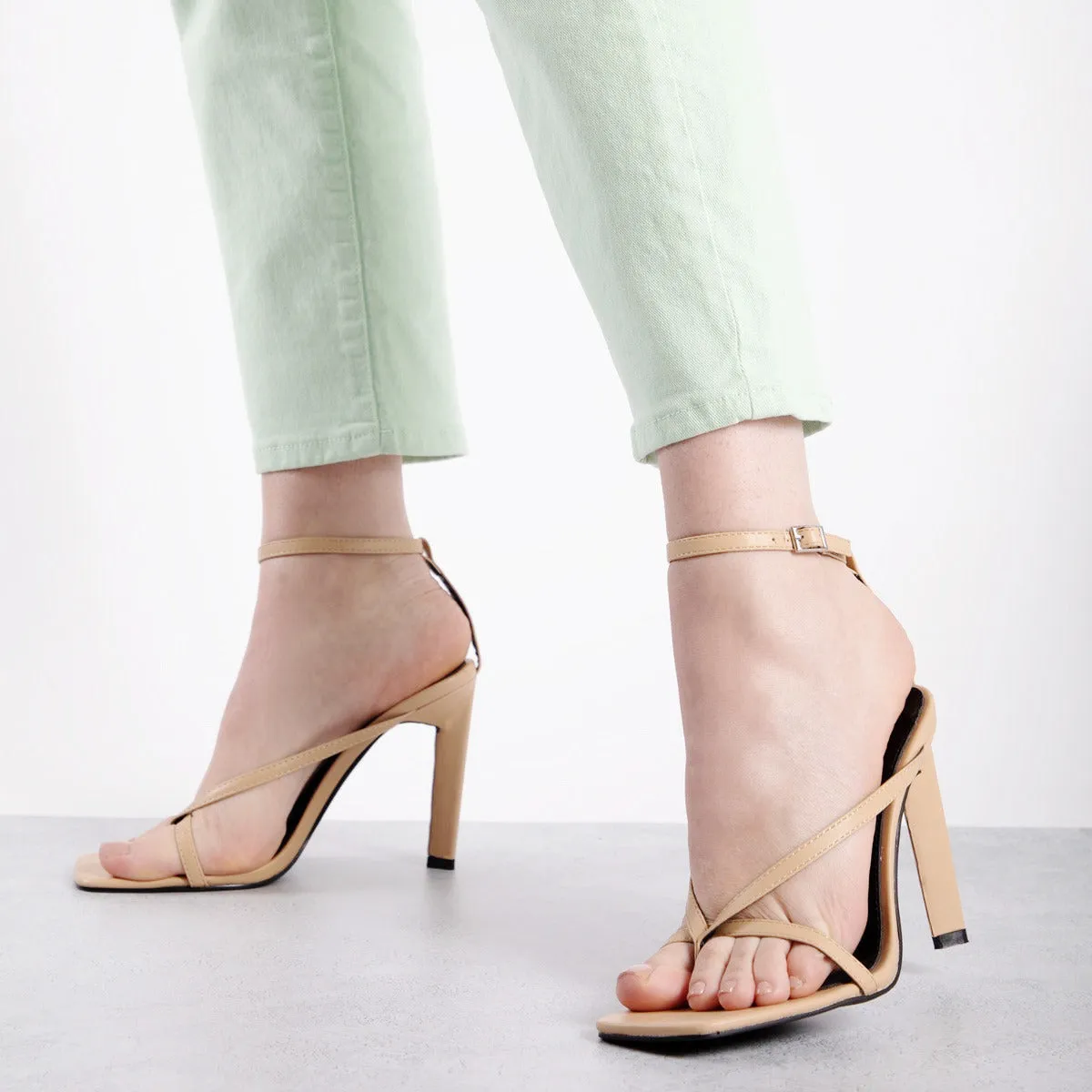 New black green apricot high-heeled shoes