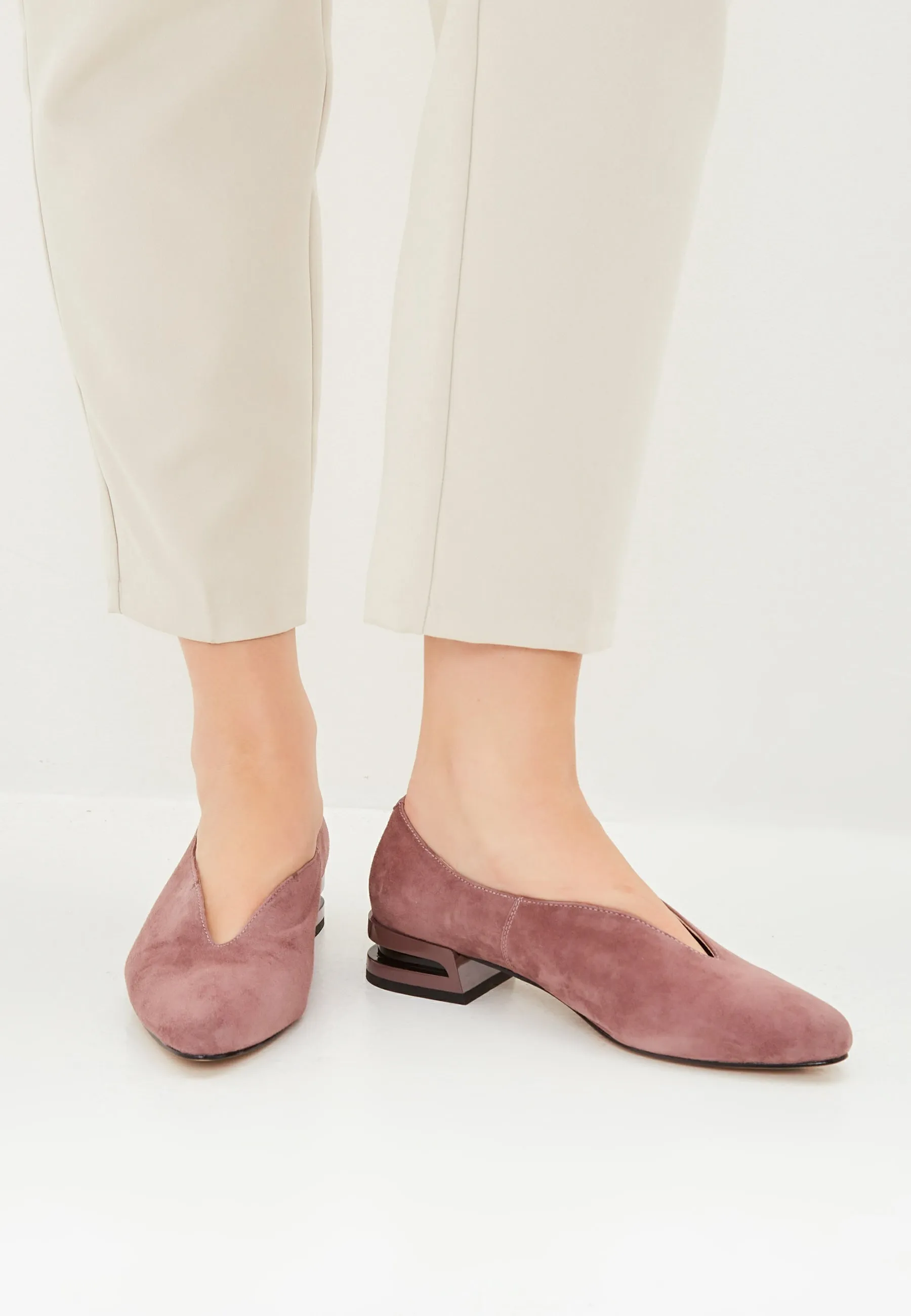 Pointed Tip Suede Ballerinas - Pink