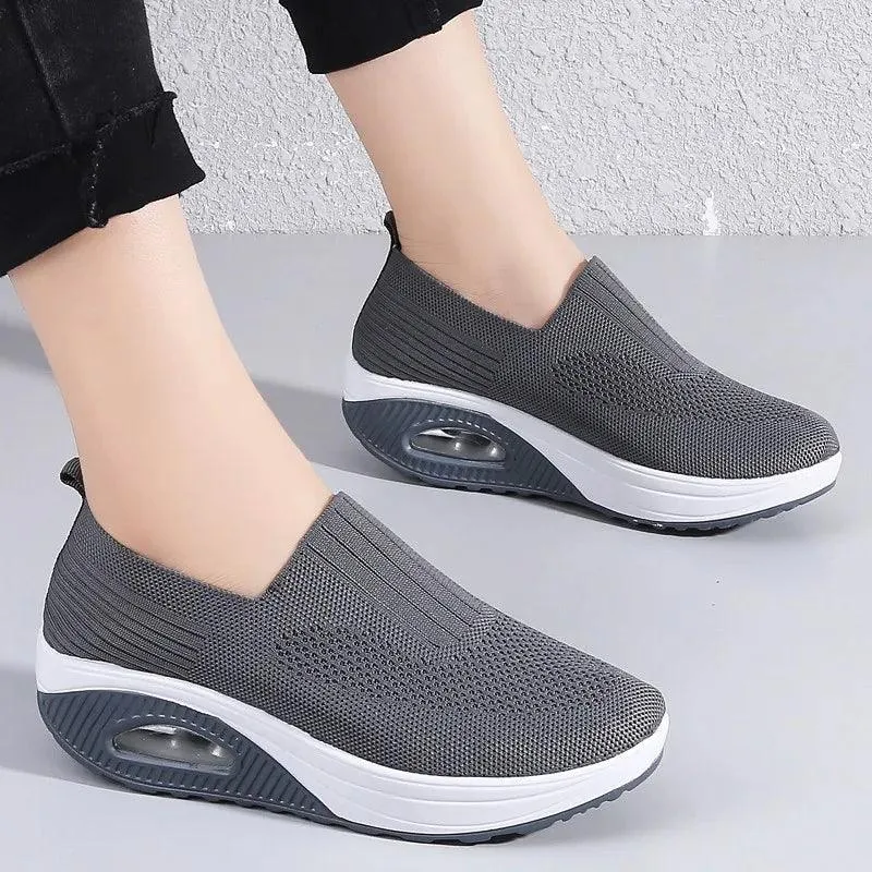 Women's Breathable Vulcanized Sneakers Platform Flat